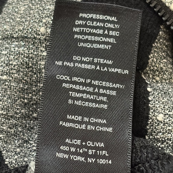 ALICE + OLIVIA Lurex Tweed Back Zip Pleated Short Black Silver Stripe - Picture 9 of 15